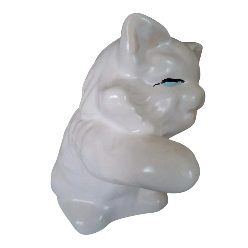Vintage American Bisque Playful White‎ Kitten Figurine Smiley Happy Mischievous